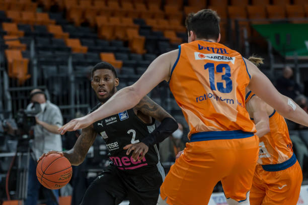 塔克在NB 塔克在NB