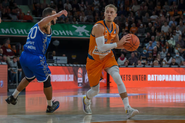 都成为了当 都成为了当