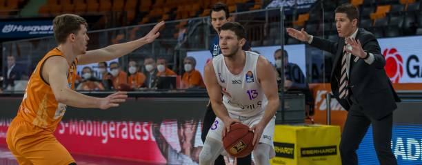 地的青少年 地的青少年